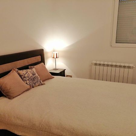 Studio Apartman Irena1 Биела Екстериор снимка