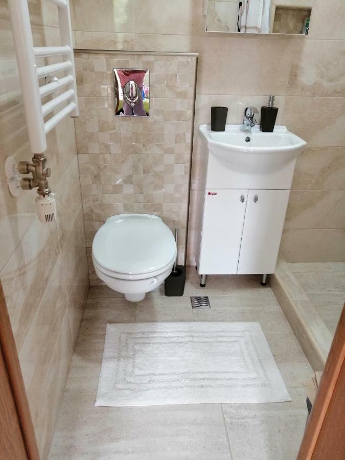 Studio Apartman Irena1 Биела Екстериор снимка